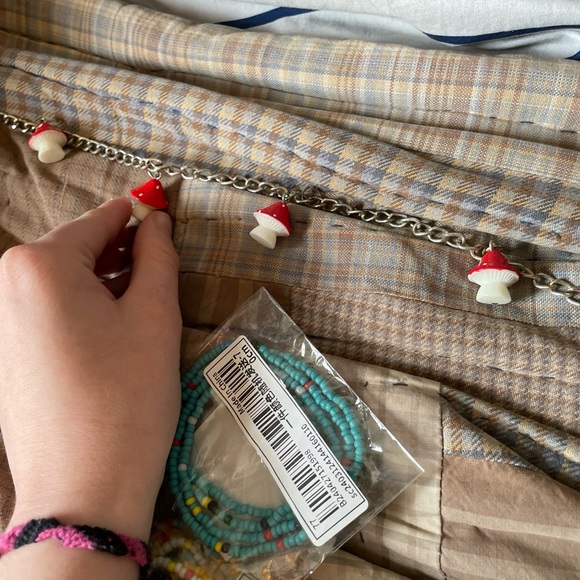 LOT OF ACCESSORY BUNDLE. All but the pendants and ear cuffs are from Romwe. - Picture 7 of 8
